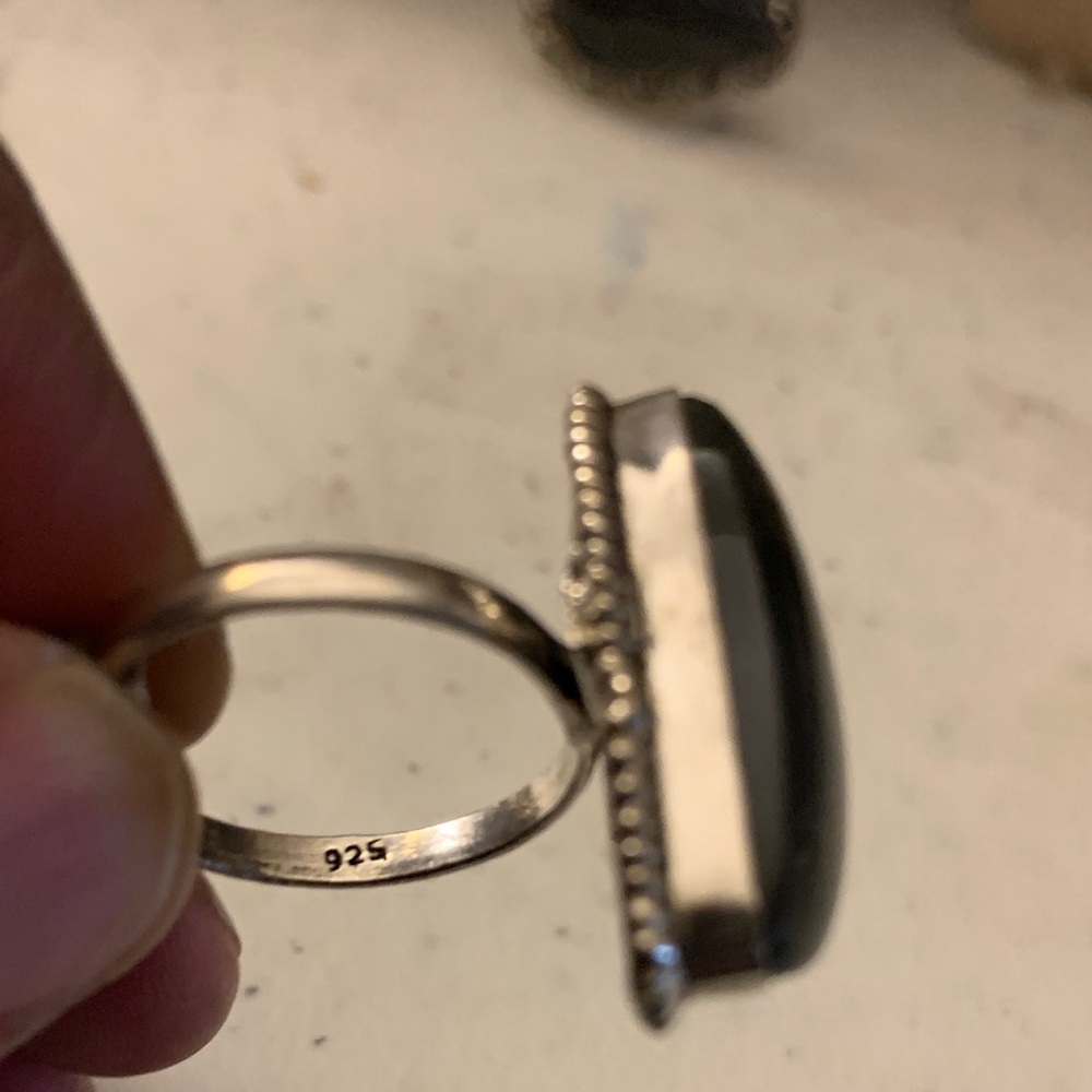 Sterling Silver Ring with Black Stone - Picture 2 of 3